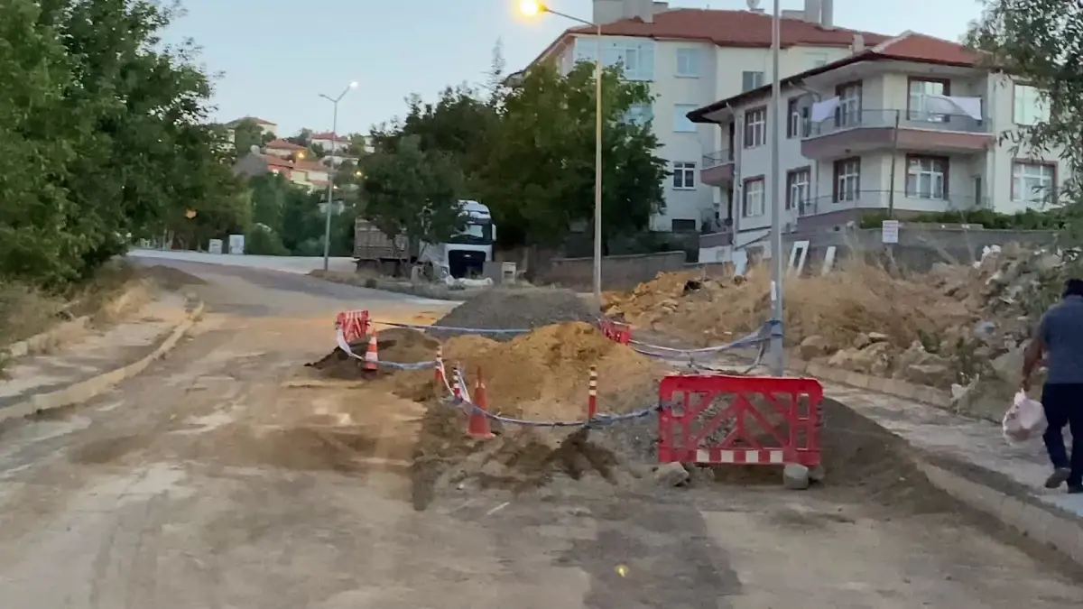Yozgat'ta Altyapı Çalışmaları Nedeniyle Genç Kız Yaralandı