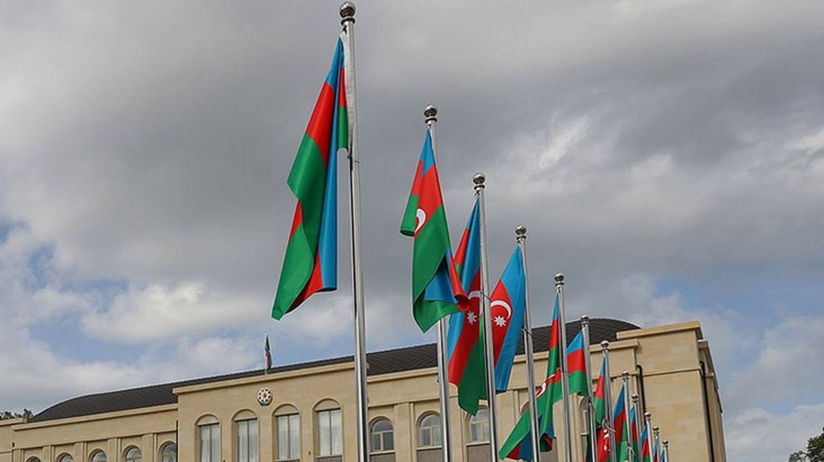 Azerbaycan'dan Karabağ'daki antiterör tedbirlerini eleştiren Fransa'ya yanıt: Bölgeden ne kadar uzak olsa o kadar iyi olur