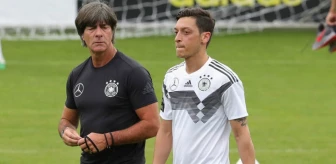Bomba iddia! Mesut Özil ve Joachim Löw A Milli Takım'ın başına geçiyor
