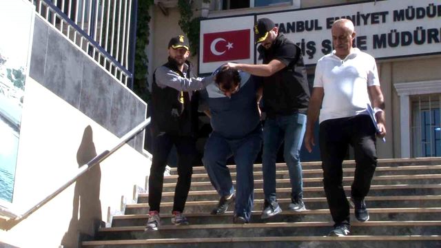 Esenyurt'ta Eşini Bıçaklayarak Öldüren Zanlı Adliyeye Sevk Edildi