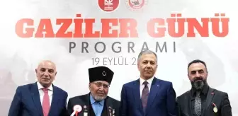 İçişleri Bakanı Ali Yerlikaya, gazilerle yemekte bir araya geldi
