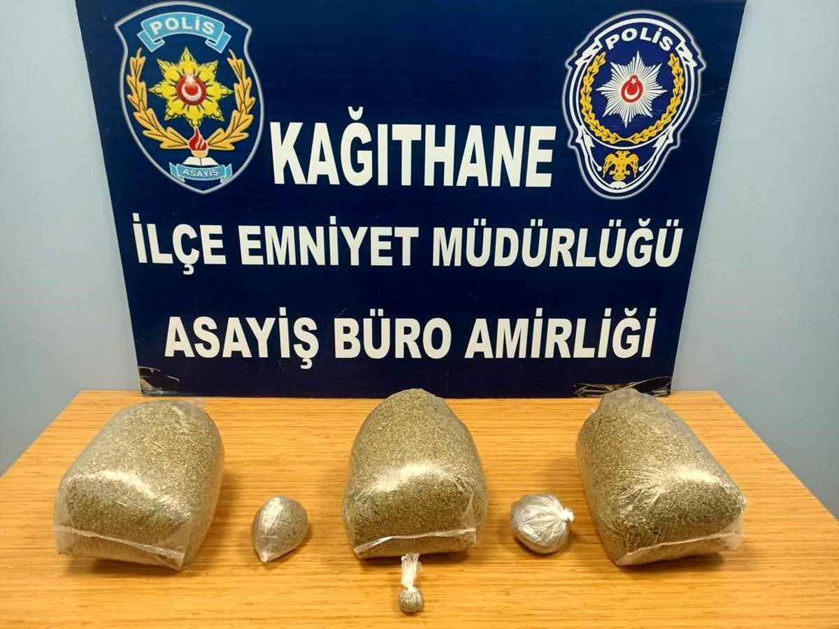 Kağıthane'de Ticari Takside 3 Kilogram Bonzai Bulundu