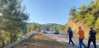 Sakarya'da freni arızalanan tır uçuruma yuvarlandı: 1 kişi ağır yaralandı