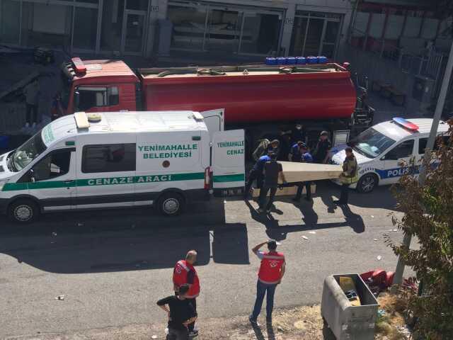 Ankara'da yangın çıkan sünger fabrikasında 1 işçinin daha cansız bedeni bulundu