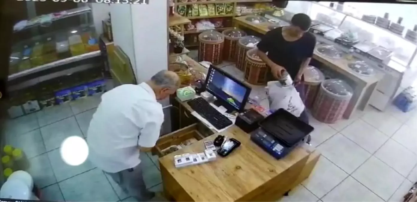 Batman'da Şarküteri Dükkanında Hırsızlık