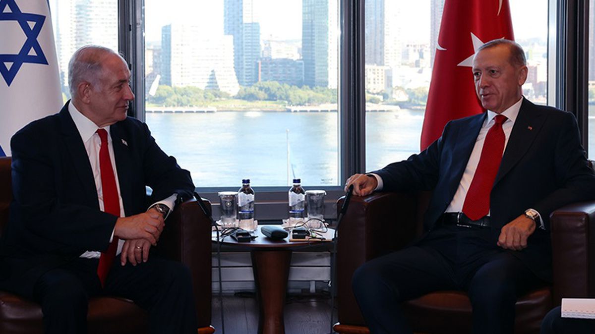 Erdoğan'la bir araya gelen Netanyahu'nun 'kravat' iltifatı, görüşmeye damga vurdu: İkili ilişkilerimizin geliştiğinin göstergesi