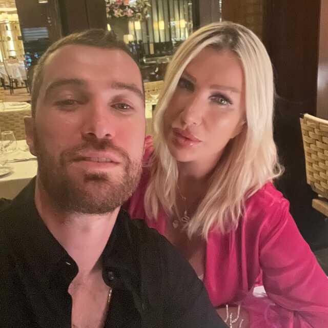 Instagram'da herkesi silen Seda Sayan, olayın iç yüzünü anlattı: Sosyal medyacım yönetimi ele aldı Instagram'da herkesi silen Seda Sayan, olayın iç yüzünü anlattı: Sosyal medyacım yönetimi ele aldı