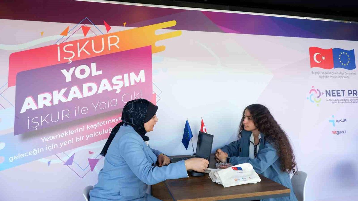İŞKUR Yol Arkadaşım Kampanya Tırı Erzurum'da