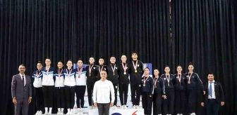 Manisa Büyükşehir Belediyespor Aerobik Cimnastik Takımı Şampiyonada 5 Madalya ve 1 Kupa Kazandı