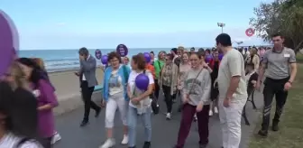 Sağlıkçılar 'Dünya Jinekolojik Onkoloji Günü'nde farkındalık için yürüdü