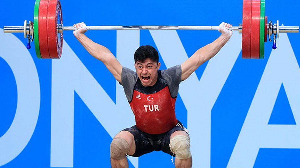 Türkiye Halter Federasyonu, milli halterci Batu Han Yüksel'e 8 yıl hak mahrumiyeti cezası verdi