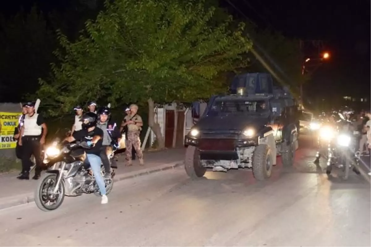 Adana'da Narkotik Operasyonunda 2 Kişi Gözaltına Alındı