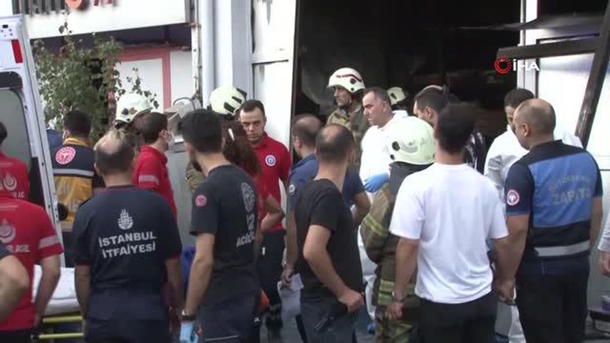 Bağcılar Matbaacılar Sitesi'nde Yangında Hayatını Kaybeden İşçinin Cenazesi Adli Tıp Kurumu'na Kaldırıldı