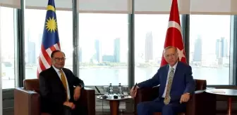 Cumhurbaşkanı Erdoğan, Malezya Başbakanı İbrahim'i kabul etti