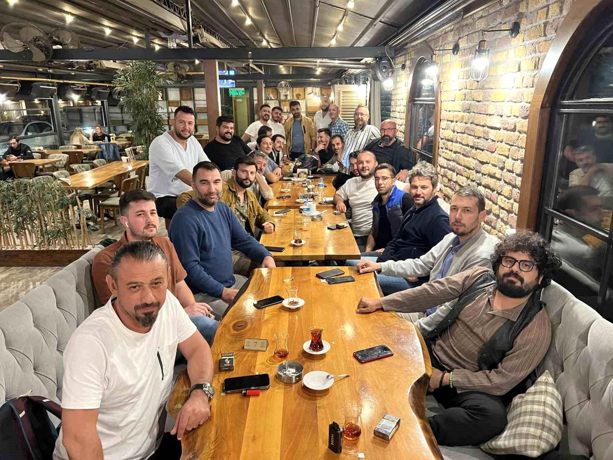 Eskişehir'de Fotoğrafçılar Taban Fiyatları Belirledi