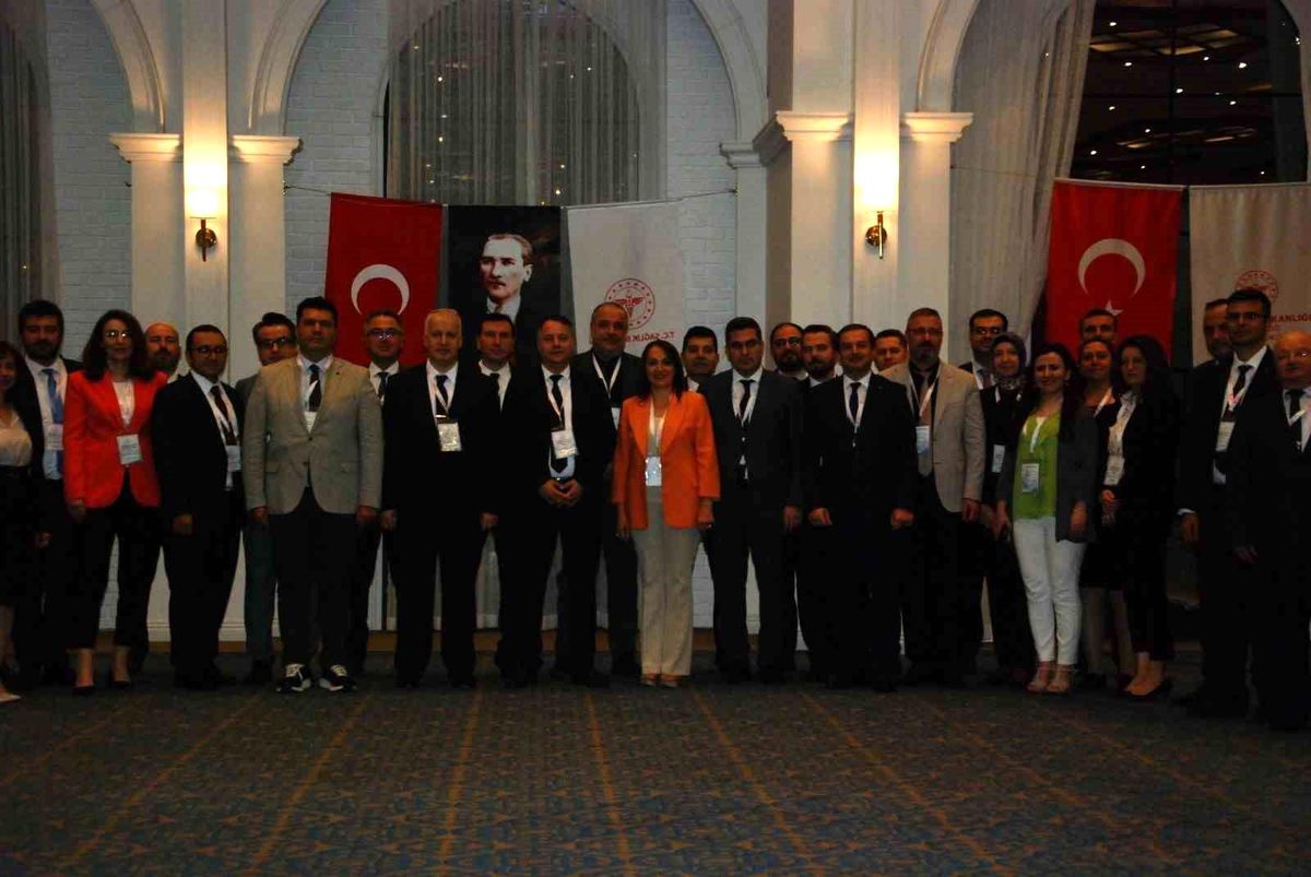 Afyonkarahisar'da Halk Sağlığı Hizmetleri Bölge Değerlendirme Toplantısı Başladı
