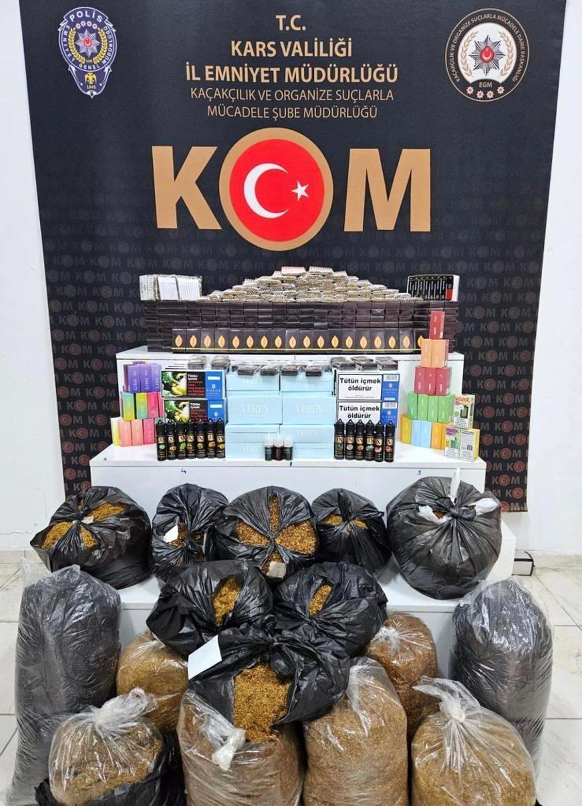 Kars'ta Yasa Dışı Tütün Operasyonu: Çok Miktarda Tütün Ele Geçirildi