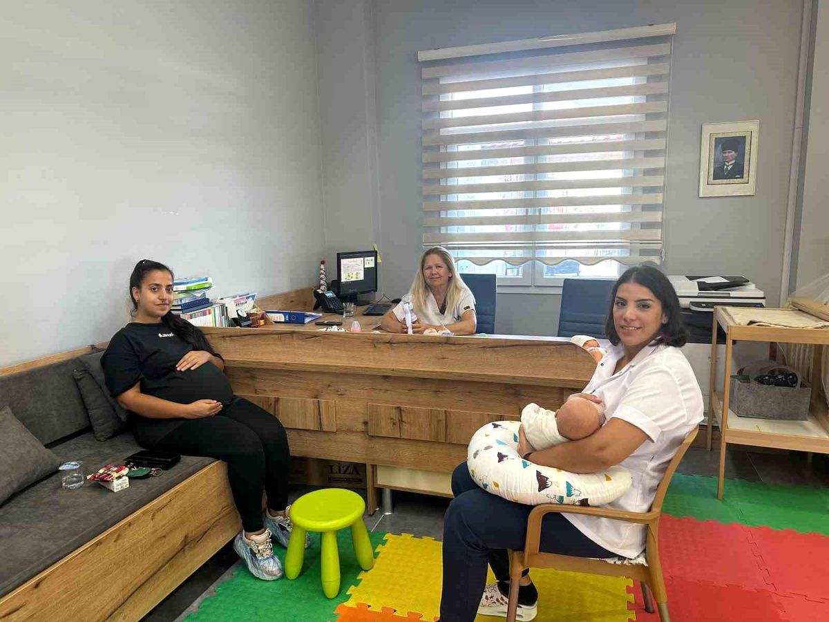 Kuşadası Belediyesi'nden 'Doğuma Hazırlık Akademisi'