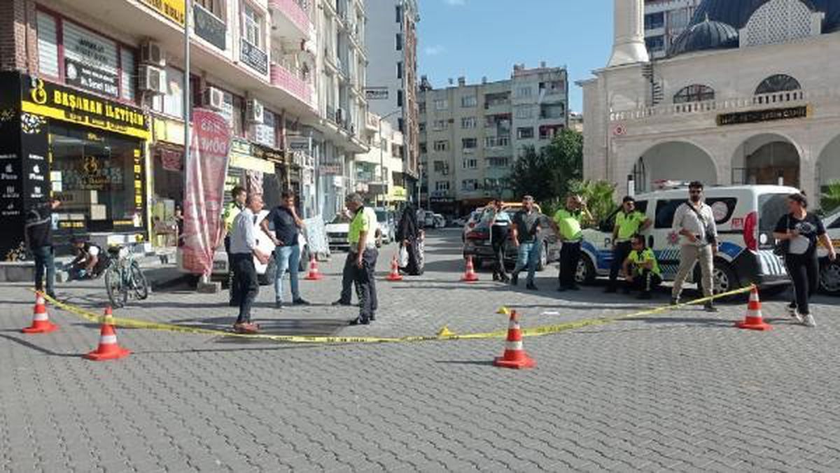 Siirt'te Bisiklet Kazası: Mazgala Sıkışan Bisiklet Sürücüsü Yaralandı