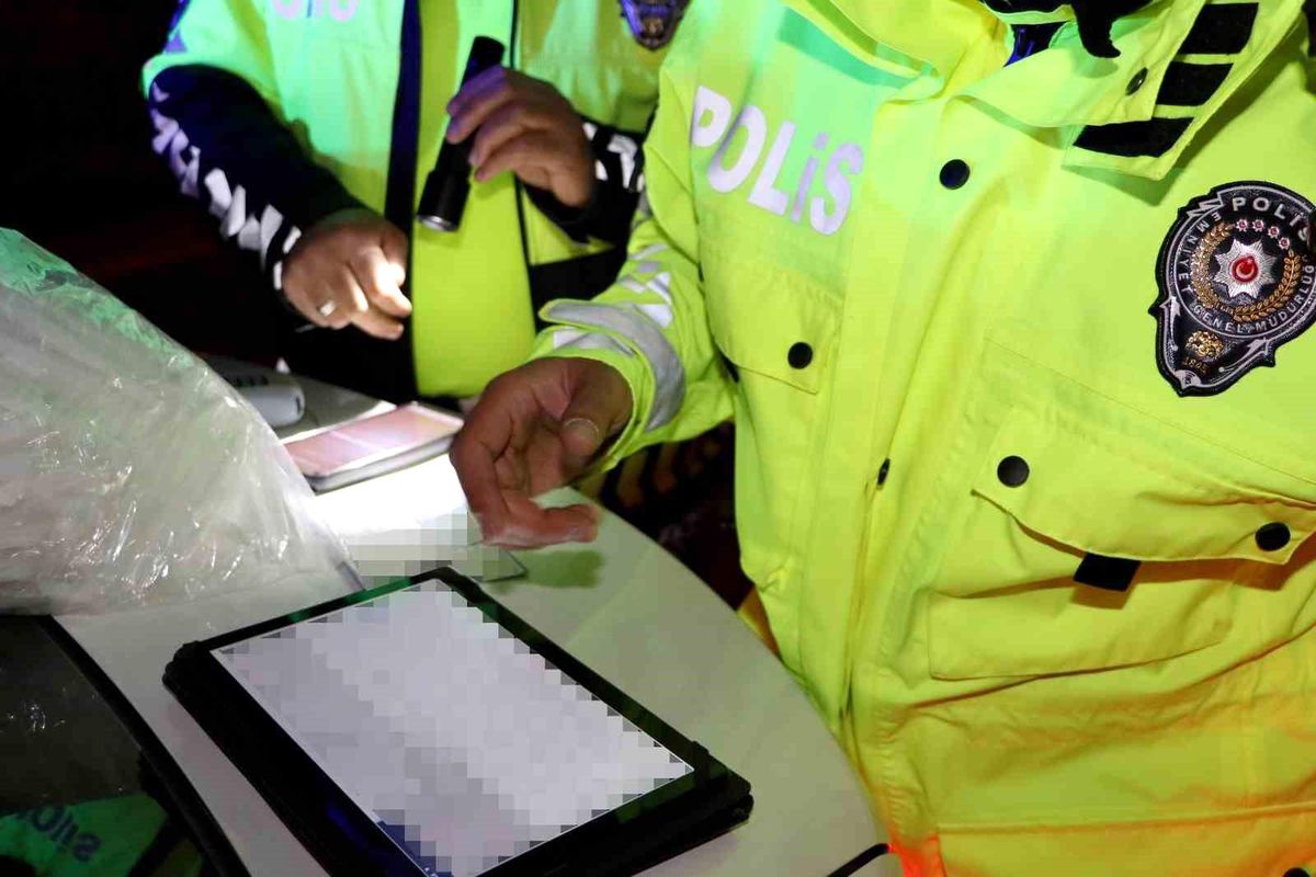 Nevşehir İl Emniyet Müdürlüğü Trafik Birimleri Kontrollerine Devam Ediyor