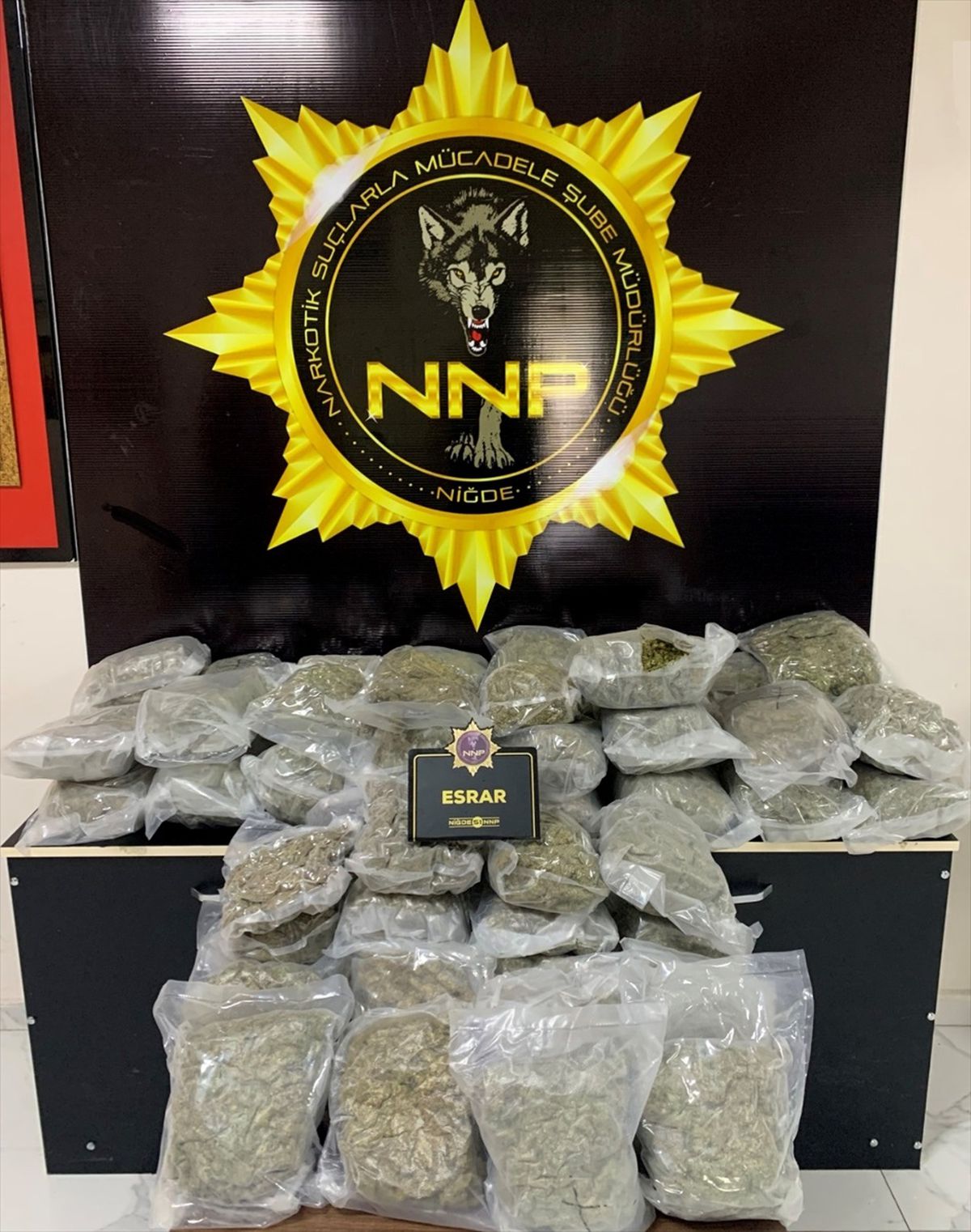 Niğde'de 39 Kilo 400 Gram Esrar Ele Geçirildi