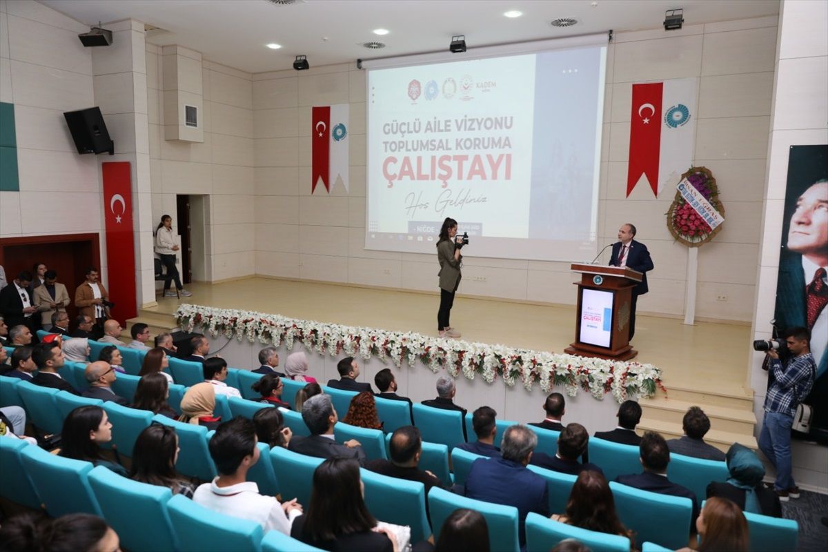 Niğde'de 'Güçlü Aile Vizyonu Toplumsal Koruma Çalıştayı' düzenlendi