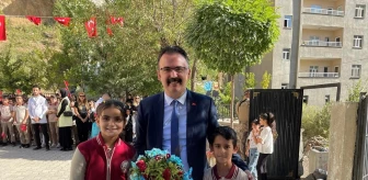 Şemdinli'de İlköğretim Haftası Kutlamaları