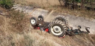 Isparta'da traktör kazası: Sürücü hayatını kaybetti