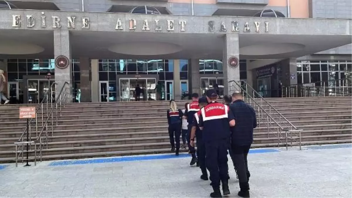 Edirne'de Yunanistan'a kaçmaya çalışırken yakalanan 9 FETÖ şüphelisinden 8'i tutuklandı
