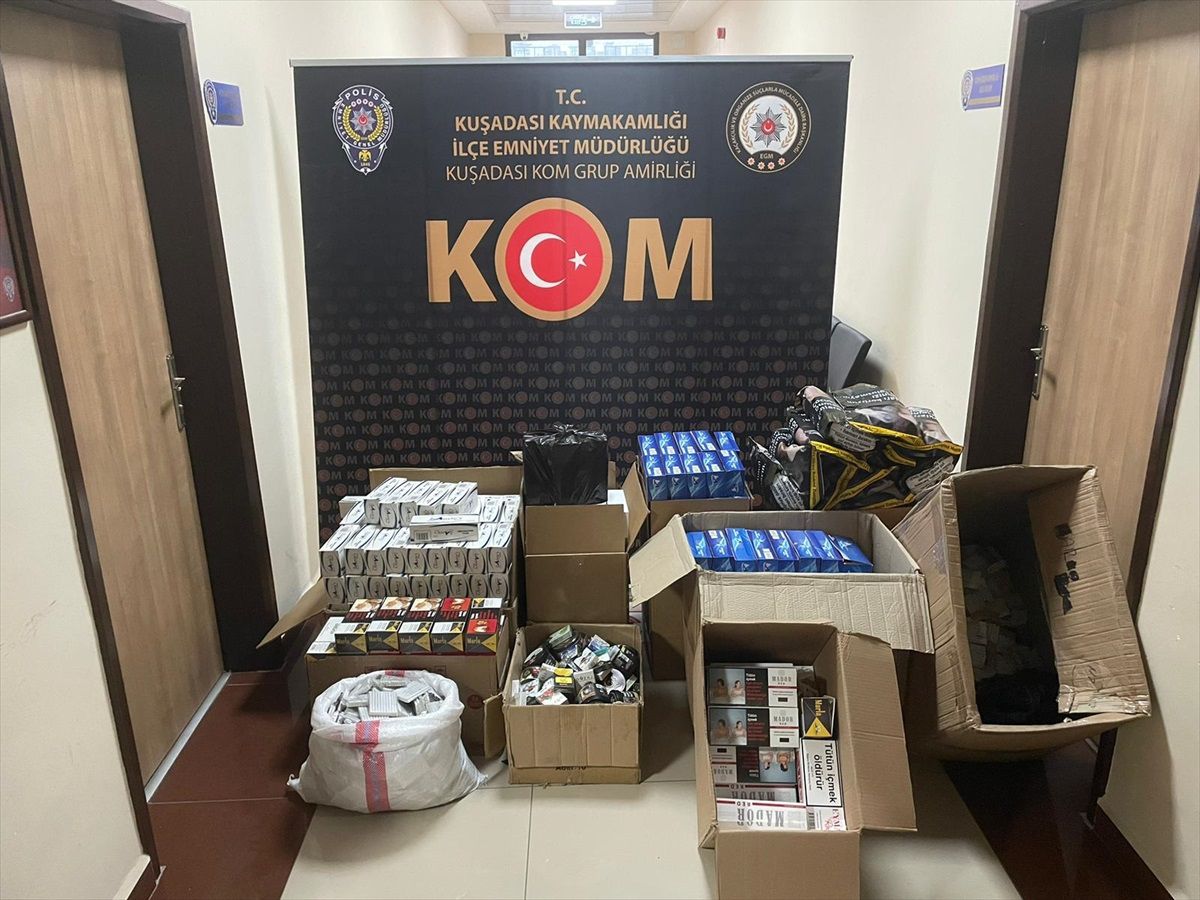 Kuşadası'nda 93 Bin 400 Makaron Ele Geçirildi