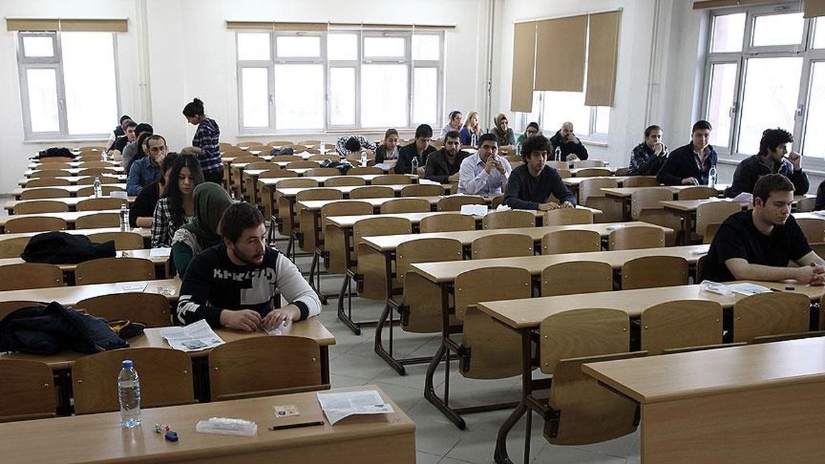 Deprem bölgesi üniversiteler online, uzaktan mı olacak, açılacak mı? Deprem bölgesinde üniversiteler ne olacak?