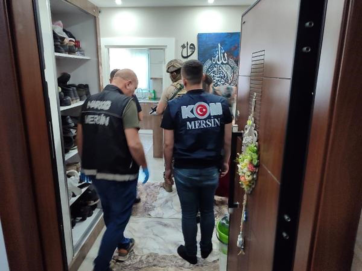Mersin'de Gurbetçilerin Gayrimenkullerini Satışa Çıkaran Suç Örgütüne Operasyon