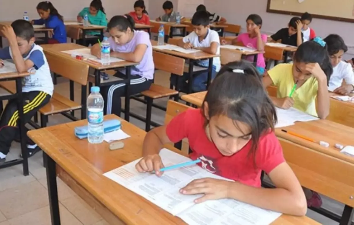 PYBS bursu yattı mı? İOKBS PYBS bursluluk sınav parası ne zaman yatacak?