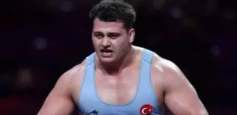 Rıza Kayaalp, 2023 Dünya Güreş Şampiyonası'nda dünya ikincisi oldu