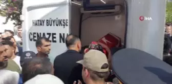 Uyuşturucu operasyonunda şehit olan Bozkurt, son yolculuğuna uğurlandı