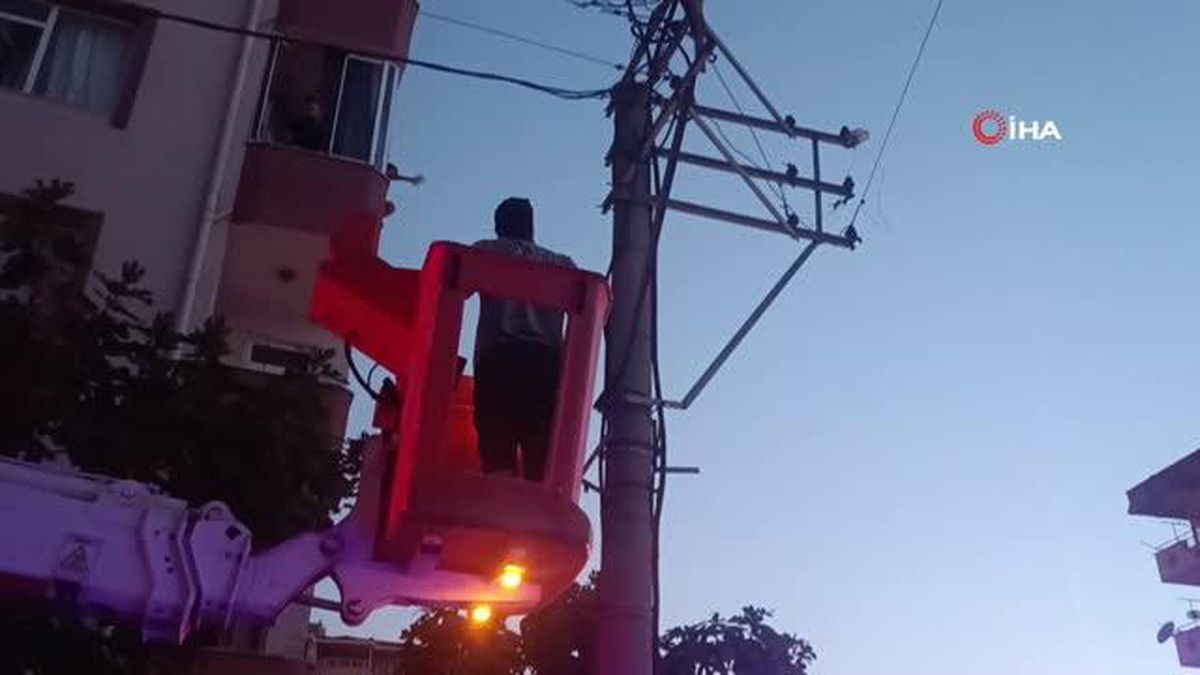 Gebze'de binanın elektrik panosunda yangın çıktı, mahsur kalan vatandaşlar kurtarıldı