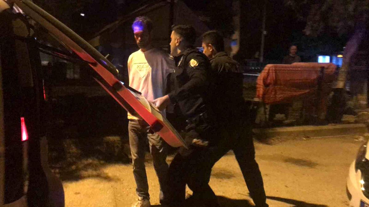 Edirne'de Alkollü Şahıs Vatandaşları Tehdit Etti, Polis Tarafından Yakalandı