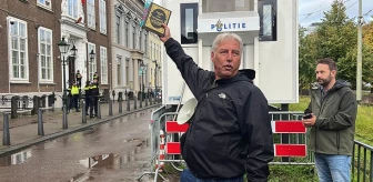 Hollanda'da PEGIDA lideri, Türkiye'nin Lahey Büyükelçiliği önünde Kur'an-ı Kerim yırttı