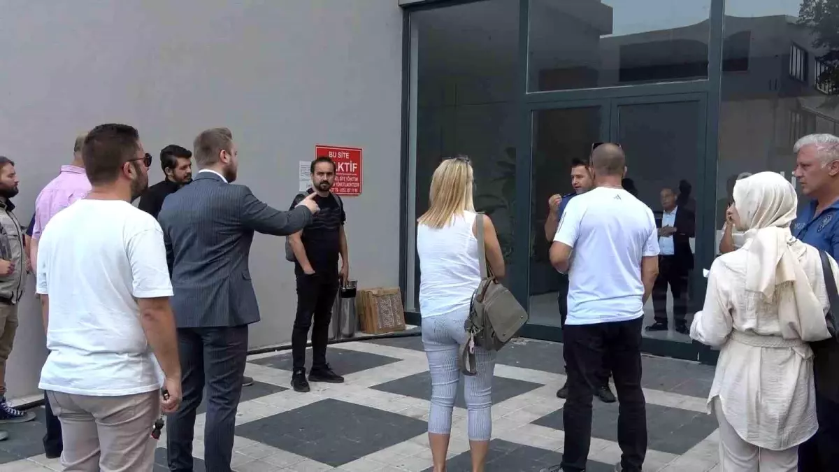 Bursa'da İş Merkezinde Elektrik Kesintisi: Kiracılar Mağdur