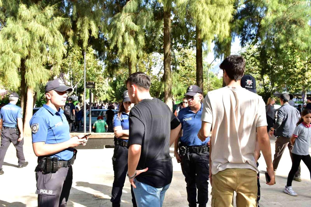 Manisa Emniyeti'nden 'Güven ve Huzur' uygulaması