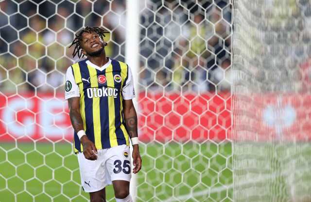 Ne olduysa o maçtan sonra oldu! Manchester United taraftarları sabah akşam Fred'i konuşuyor