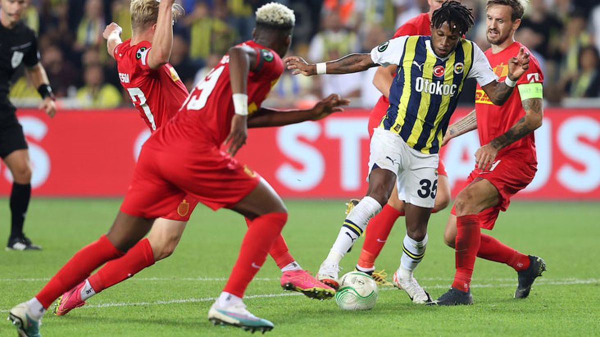 Ne olduysa o maçtan sonra oldu! Manchester United taraftarları sabah akşam Fred'i konuşuyor