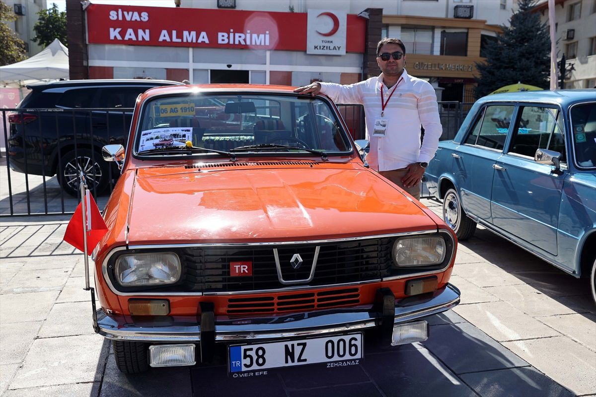 Sivas'ta Klasik Otomobiller Fuarı