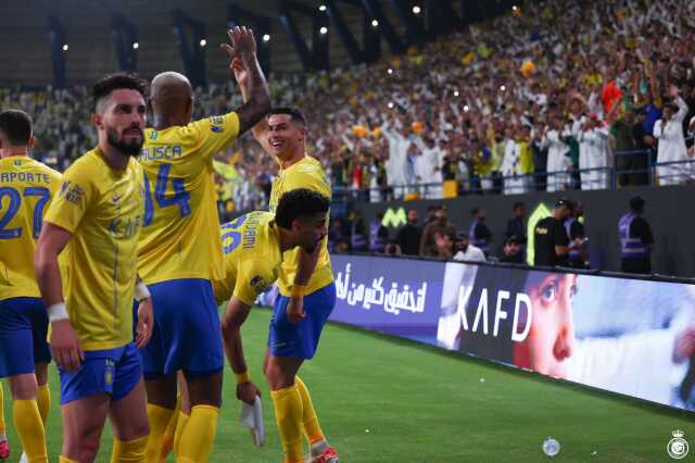 Suudi Arabistan'da 7 gollü çılgın maç! Ronaldo kendisine 'Yaşlandın' diyenlere sahada cevap verdi