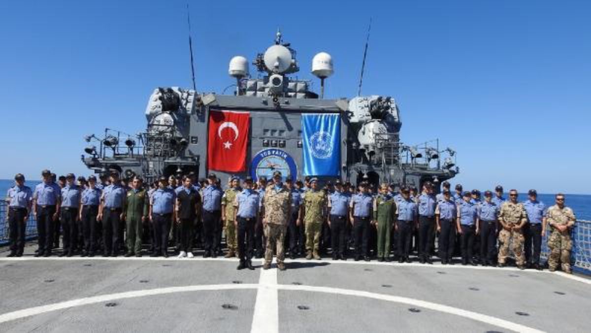 TCG Fatih Fırkateyni UNIFIL Deniz Görev Kuvveti Komutanı tarafından ziyaret edildi