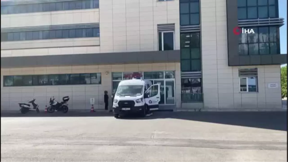 Antalya'da Asfalt Silindiri Altında Kalarak Hayatını Kaybeden Sürücünün Cenazesi Ailesine Teslim Edildi