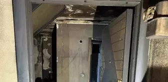 Yalova'da 3 Katlı Binanın Dubleks Katı Yangında Kullanılamaz Hale Geldi