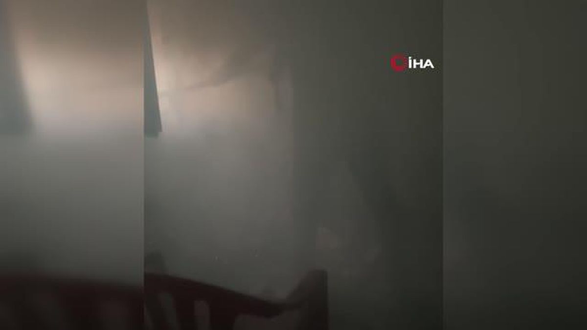 Zonguldak'ta bir ev yangında kullanılamaz hale geldi