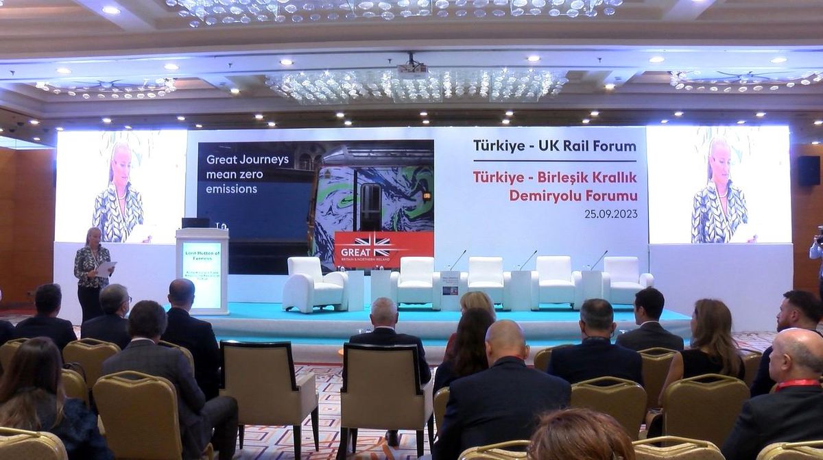 Birleşik Krallık-Türkiye Demiryolu Forumu Ankara'da Düzenlendi