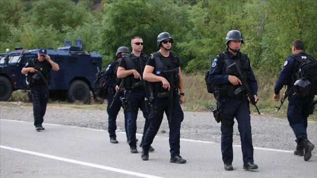 Adeta savaşa gelmişler! Kosova'ya saldırı düzenleyen Sırplardan çıkanlar bir orduya yeter Adeta savaşa gelmişler! Kosova'ya saldırı düzenleyen Sırplardan çıkanlar bir orduya yeter